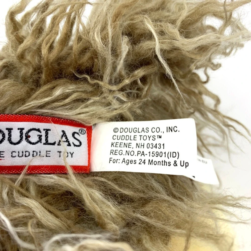 Douglas the Cuddle Toy Lance the Llama 15